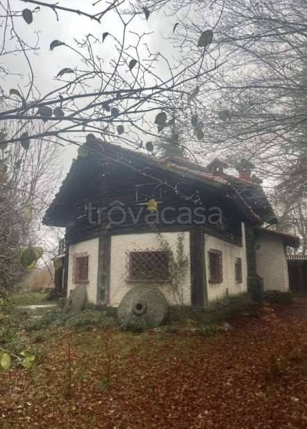 casa indipendente in vendita a Rezzoaglio in zona Piano