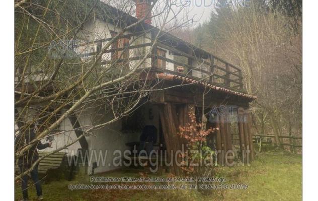 casa indipendente in vendita a Rezzoaglio