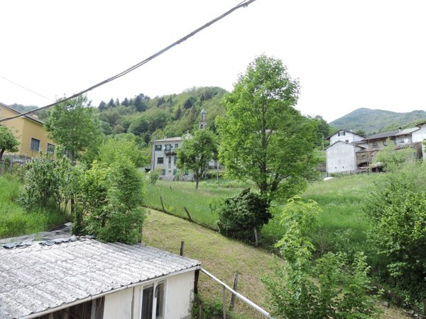 casa indipendente in vendita a Rezzoaglio in zona Piano