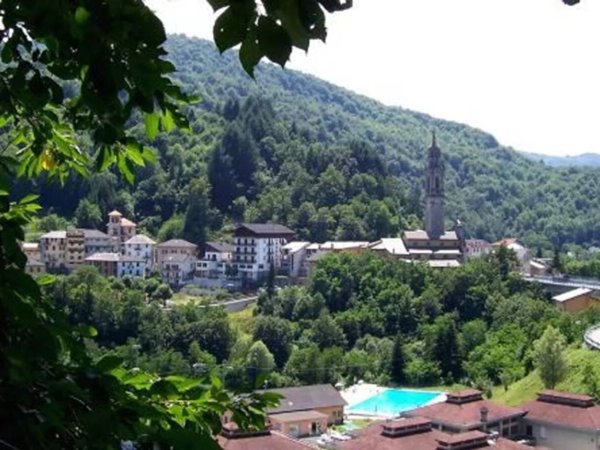 casa indipendente in vendita a Rezzoaglio