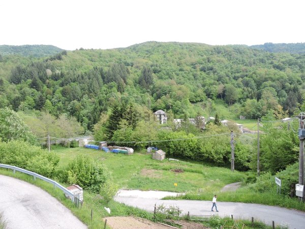 casa indipendente in vendita a Rezzoaglio in zona Cabanne
