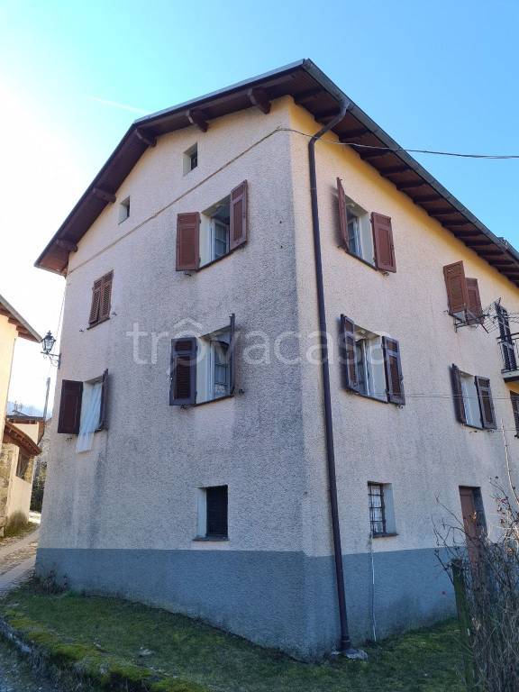casa indipendente in vendita a Rezzoaglio in zona Magnasco