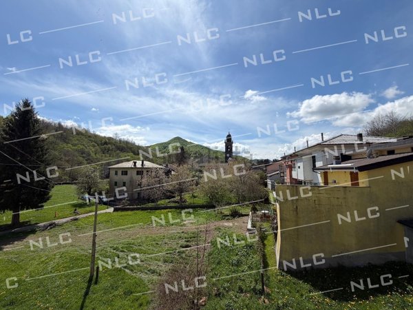 appartamento in vendita a Rezzoaglio in zona Cabanne