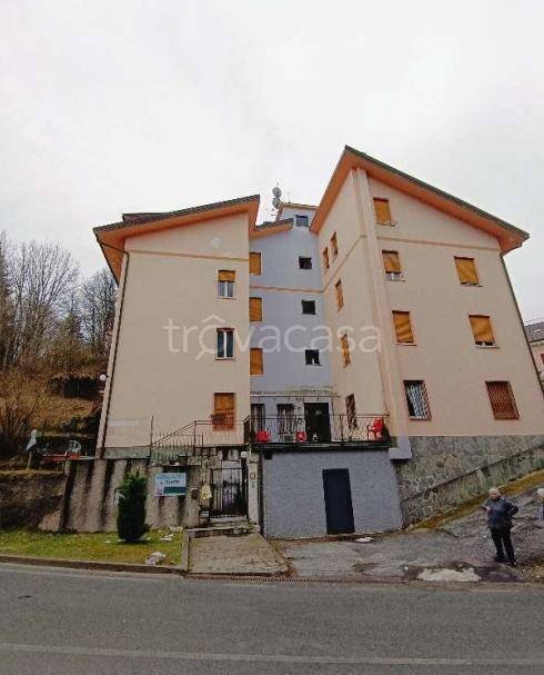 ufficio in vendita a Rezzoaglio in zona Piano