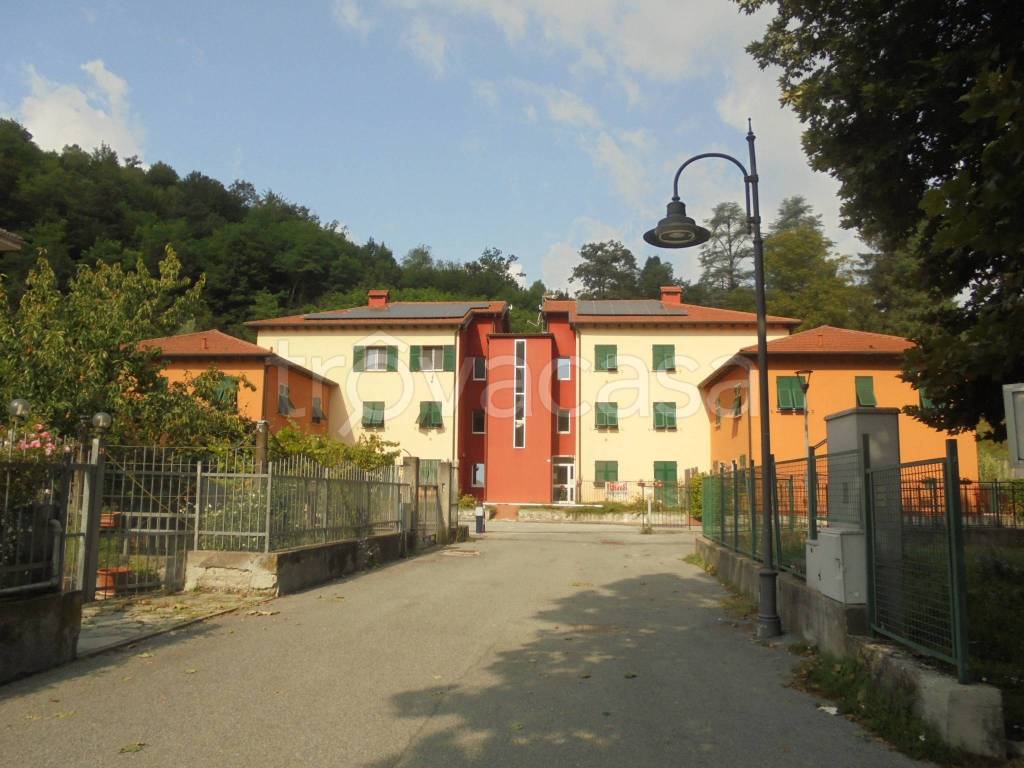 appartamento in vendita a Ronco Scrivia in zona Borgo Fornari