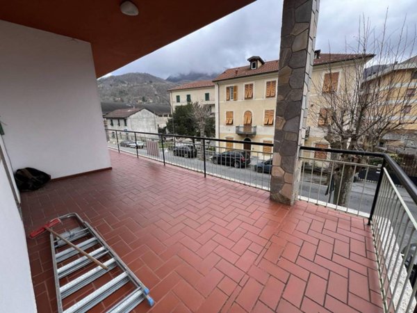 casa indipendente in vendita a Ronco Scrivia
