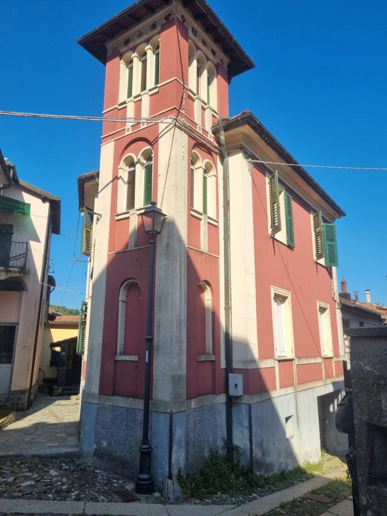 casa indipendente in vendita a Ronco Scrivia in zona Pietrafraccia