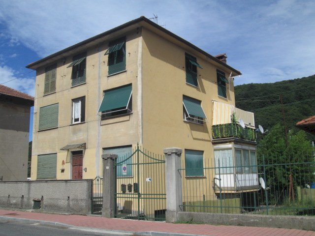 appartamento in vendita a Ronco Scrivia in zona Borgo Fornari