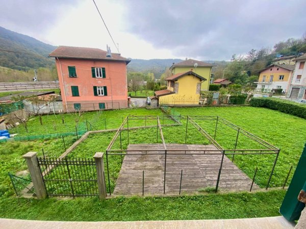 appartamento in vendita a Ronco Scrivia in zona Isolabuona