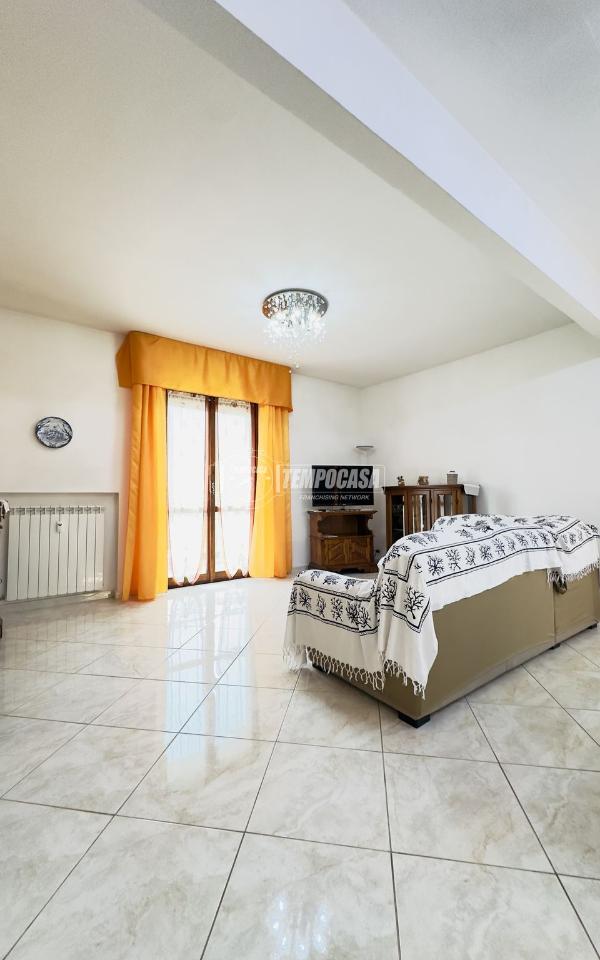 appartamento in vendita a Ronco Scrivia in zona Borgo Fornari