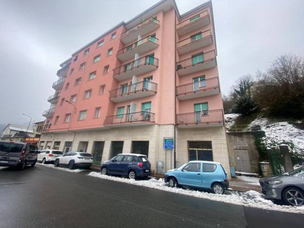 negozio in vendita a Ronco Scrivia