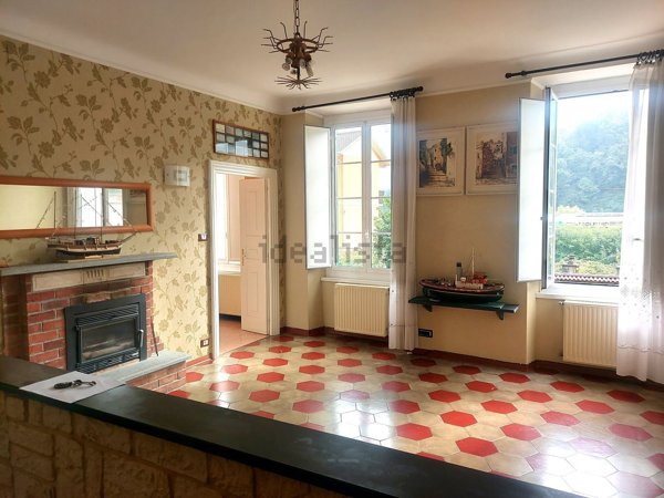 appartamento in vendita a Ronco Scrivia in zona Borgo Fornari