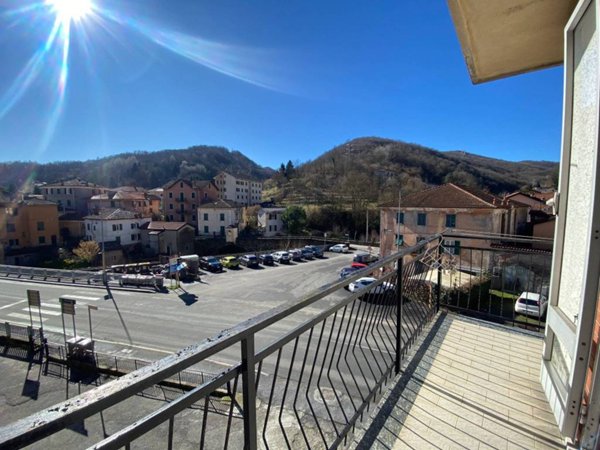 appartamento in vendita a Ronco Scrivia in zona Giacoboni