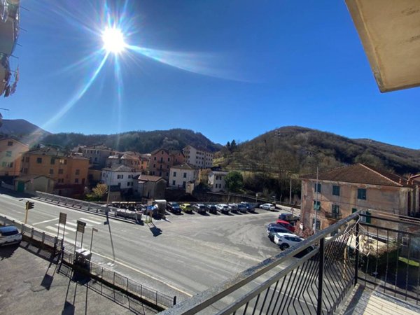 appartamento in vendita a Ronco Scrivia in zona Borgo Fornari