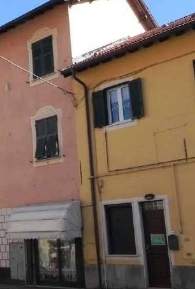 appartamento in vendita a Ronco Scrivia in zona Borgo Fornari