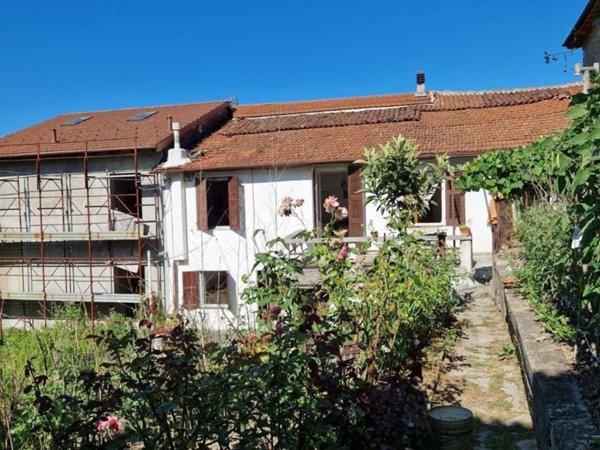 casa indipendente in vendita a Ronco Scrivia
