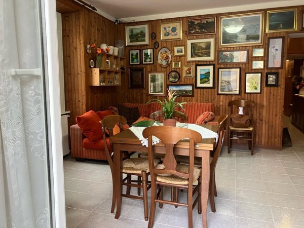 appartamento in vendita a Ronco Scrivia in zona Giacoboni