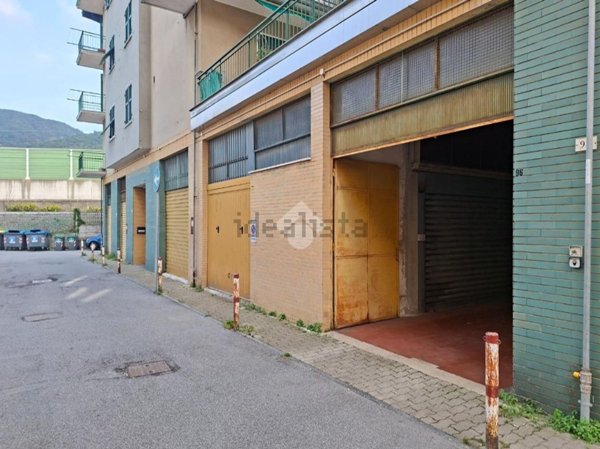 casa indipendente in vendita a Ronco Scrivia in zona Borgo Fornari