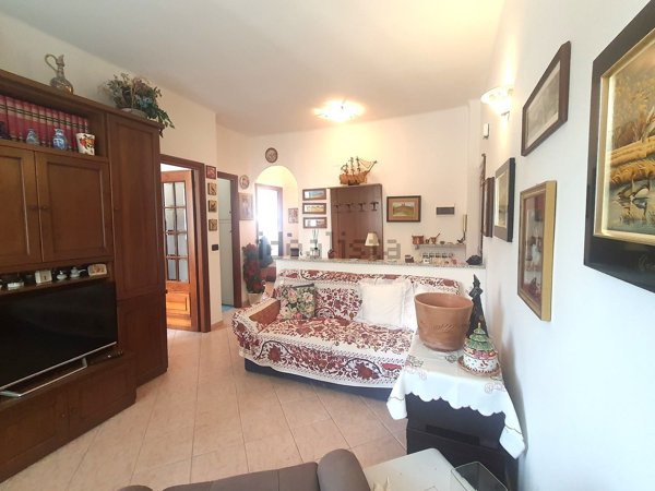 appartamento in vendita a Ronco Scrivia in zona Borgo Fornari