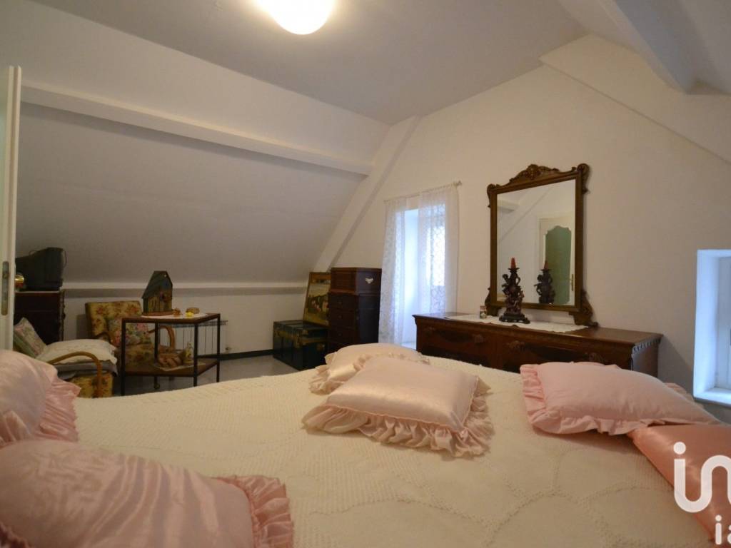 appartamento in vendita a Rossiglione