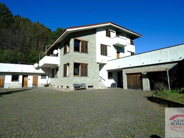 casa indipendente in vendita a Rossiglione
