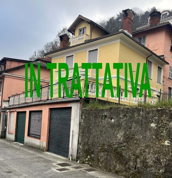 casa indipendente in vendita a Rossiglione