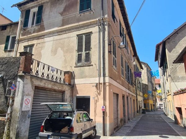 appartamento in vendita a Rossiglione