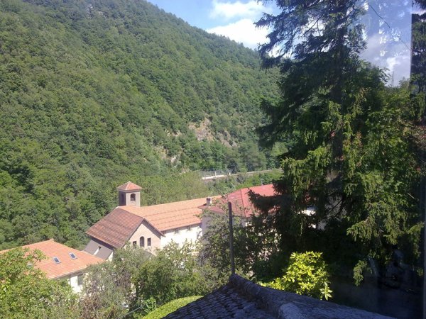 casa indipendente in vendita a Rossiglione