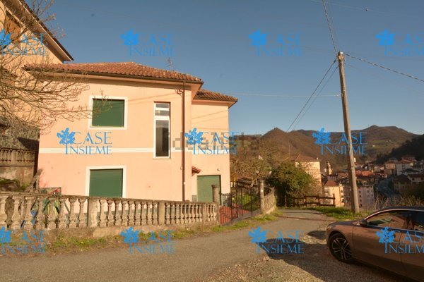 appartamento in vendita a Rossiglione