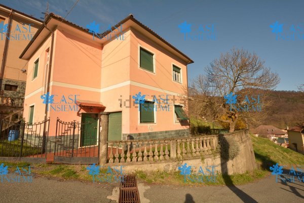 appartamento in vendita a Rossiglione