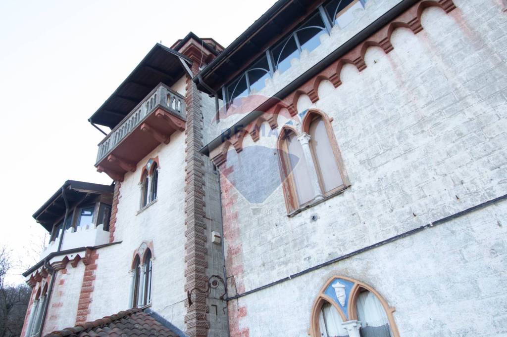 casa indipendente in vendita a Rossiglione