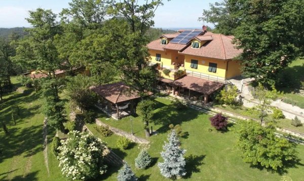 casa indipendente in vendita a Rossiglione