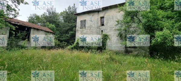 casa indipendente in vendita a Rossiglione