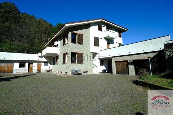 casa indipendente in vendita a Rossiglione