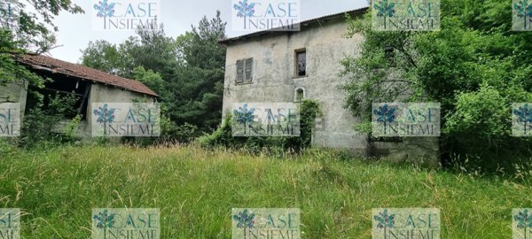 casa indipendente in vendita a Rossiglione