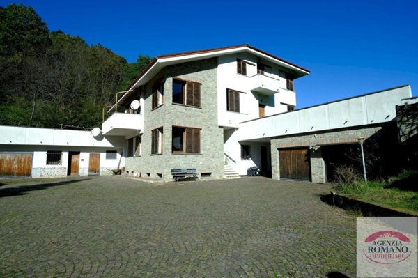 casa indipendente in vendita a Rossiglione