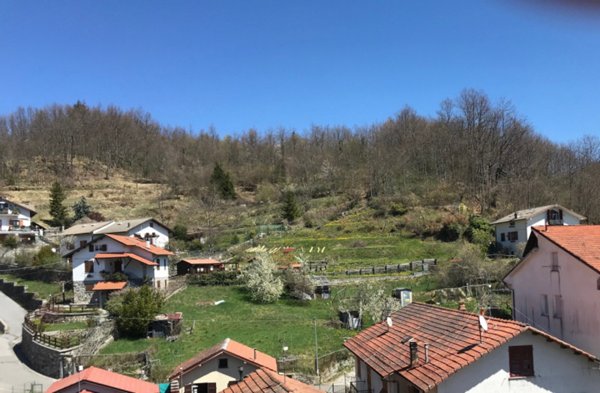 appartamento in vendita a Rovegno in zona Casanova
