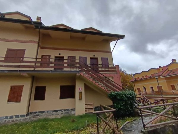 appartamento in vendita a Rovegno