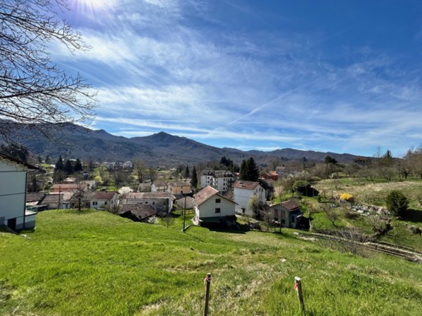 appartamento in vendita a Rovegno in zona Casanova