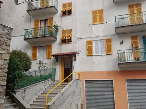 appartamento in vendita a Rovegno in zona Casanova