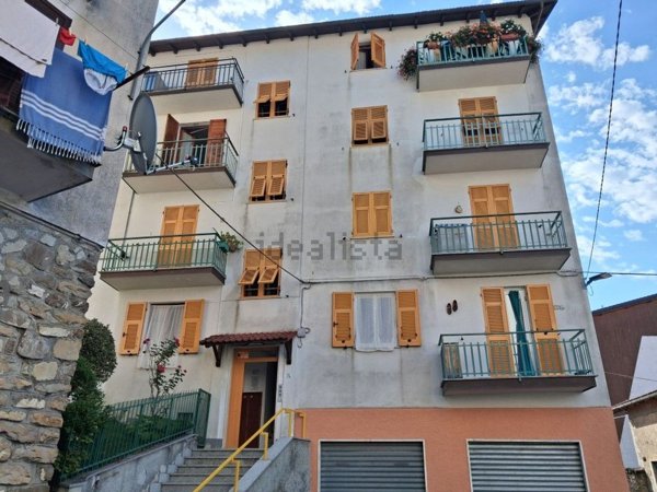 appartamento in vendita a Rovegno in zona Casanova