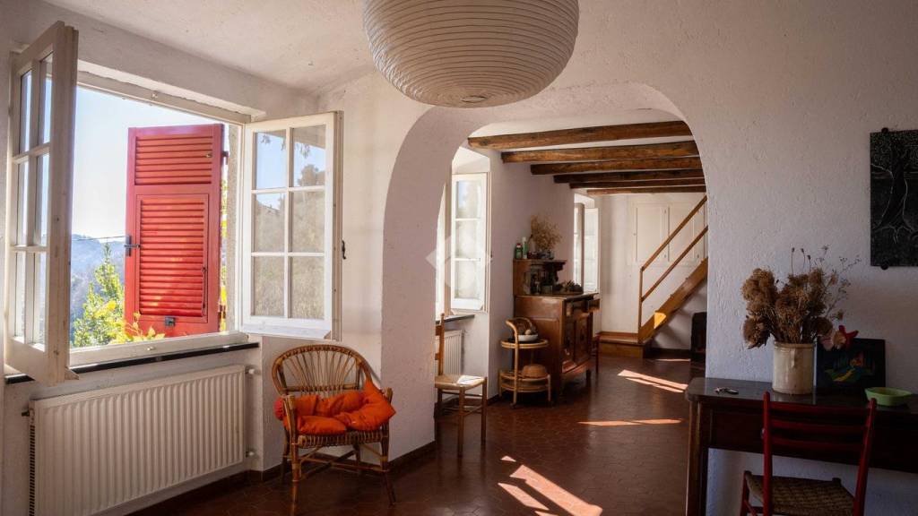 casa indipendente in vendita a San Colombano Certenoli in zona San Colombano