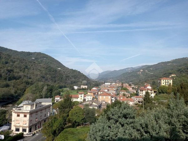 appartamento in vendita a San Colombano Certenoli in zona Calvari