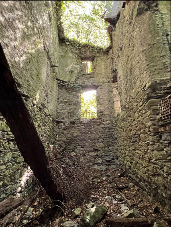 monolocale in vendita a San Colombano Certenoli