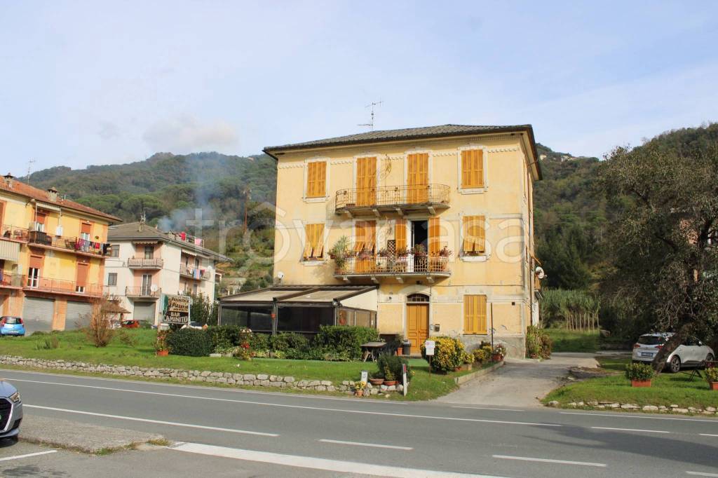 appartamento in vendita a San Colombano Certenoli in zona Calvari