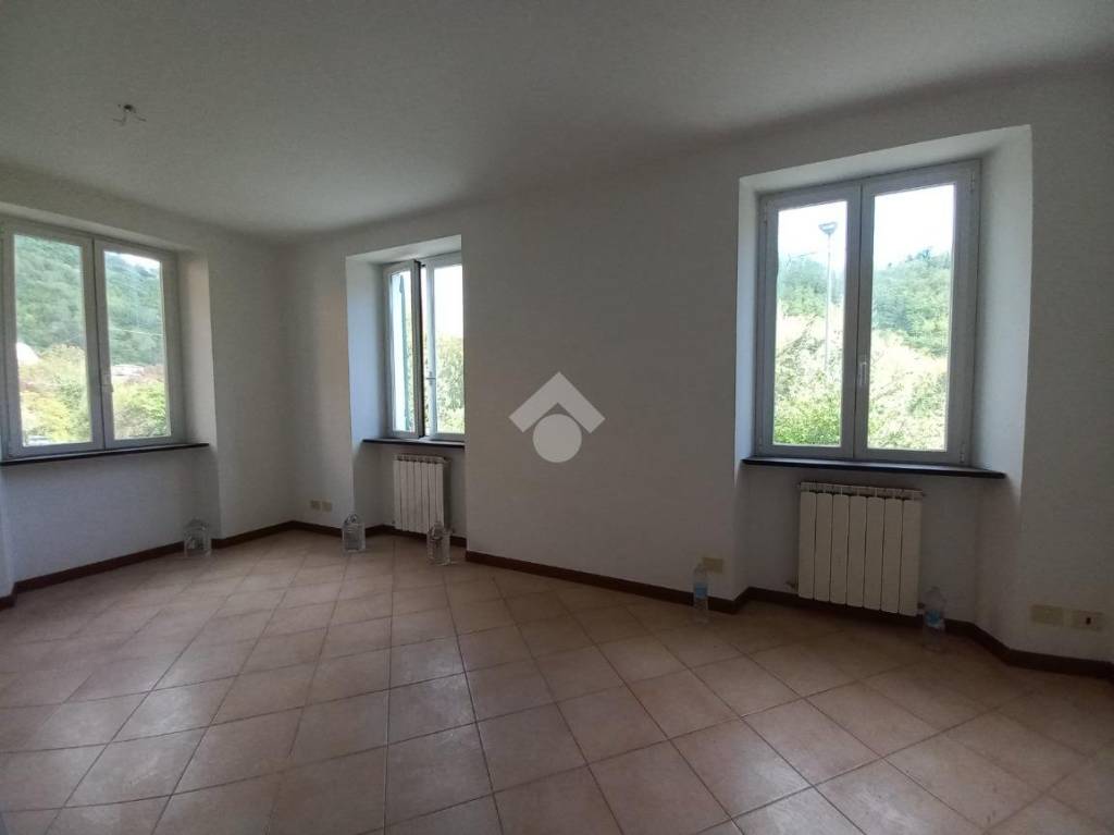 appartamento in vendita a San Colombano Certenoli in zona Chiesa Nuova