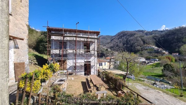 appartamento in vendita a San Colombano Certenoli