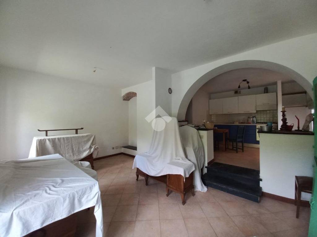 appartamento in vendita a San Colombano Certenoli in zona Chiesa Nuova