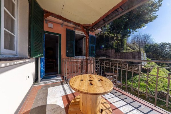casa semindipendente in vendita a San Colombano Certenoli in zona Calvari
