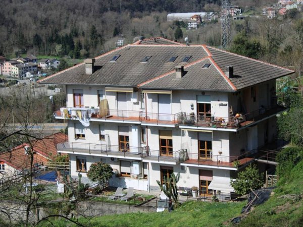 appartamento in vendita a San Colombano Certenoli in zona Calvari